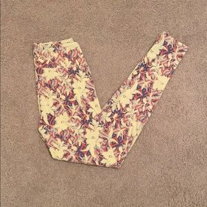 Lularoe OS leggings!